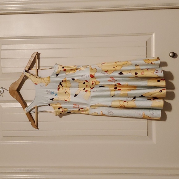 Pikachu Dress - Picture 2 of 3